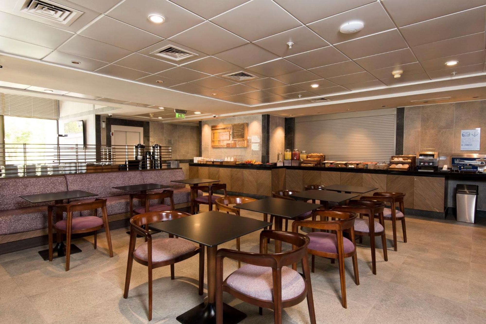 Holiday Inn Express - Concepcion By Ihg Exteriér fotografie